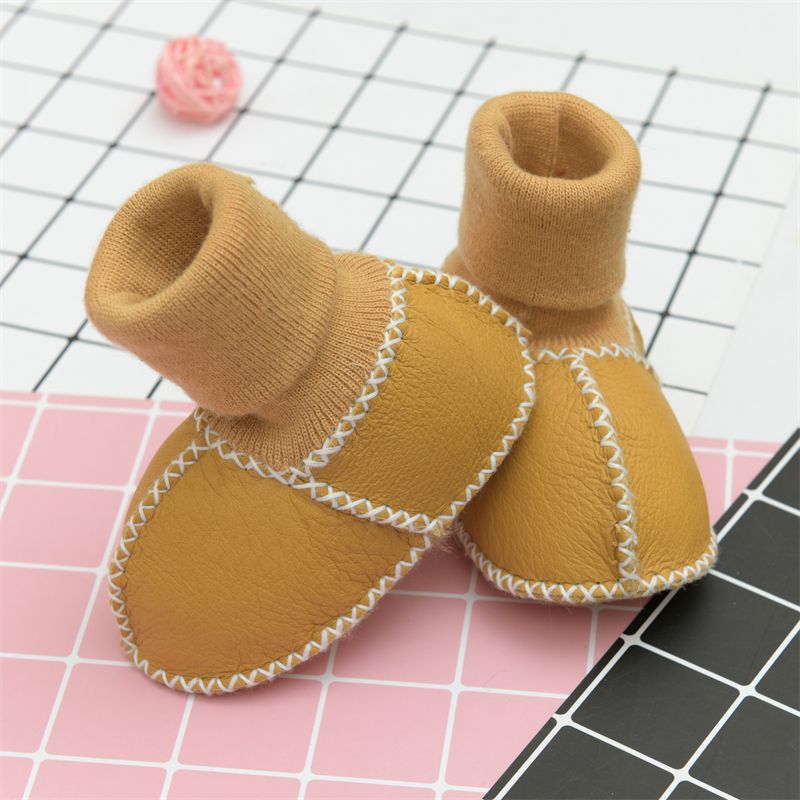 Sheepskin and Fur Integrated Baby Shoes and Socks Winter Baby Toddler Shoes Newborn 0-6-12 Soft-Soled No Heel Slippage Steps Warm Shoes