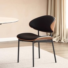 意式极简设计师餐椅家用软包胡桃木色靠背椅书房简约黑色高级椅子