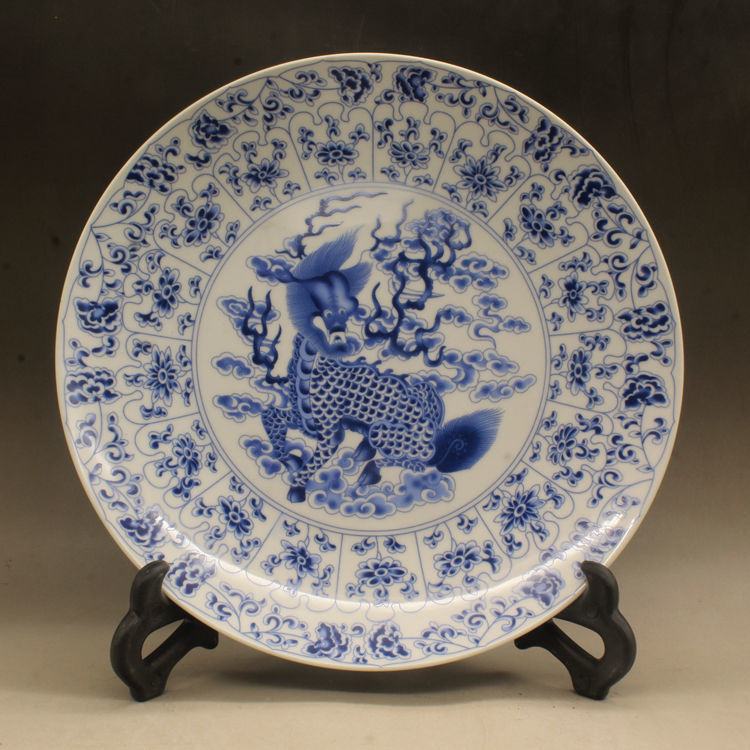 清乾隆青花麒麟图案瓷盘 摆件 古玩古董 仿古瓷器摆件收藏-阿里巴巴