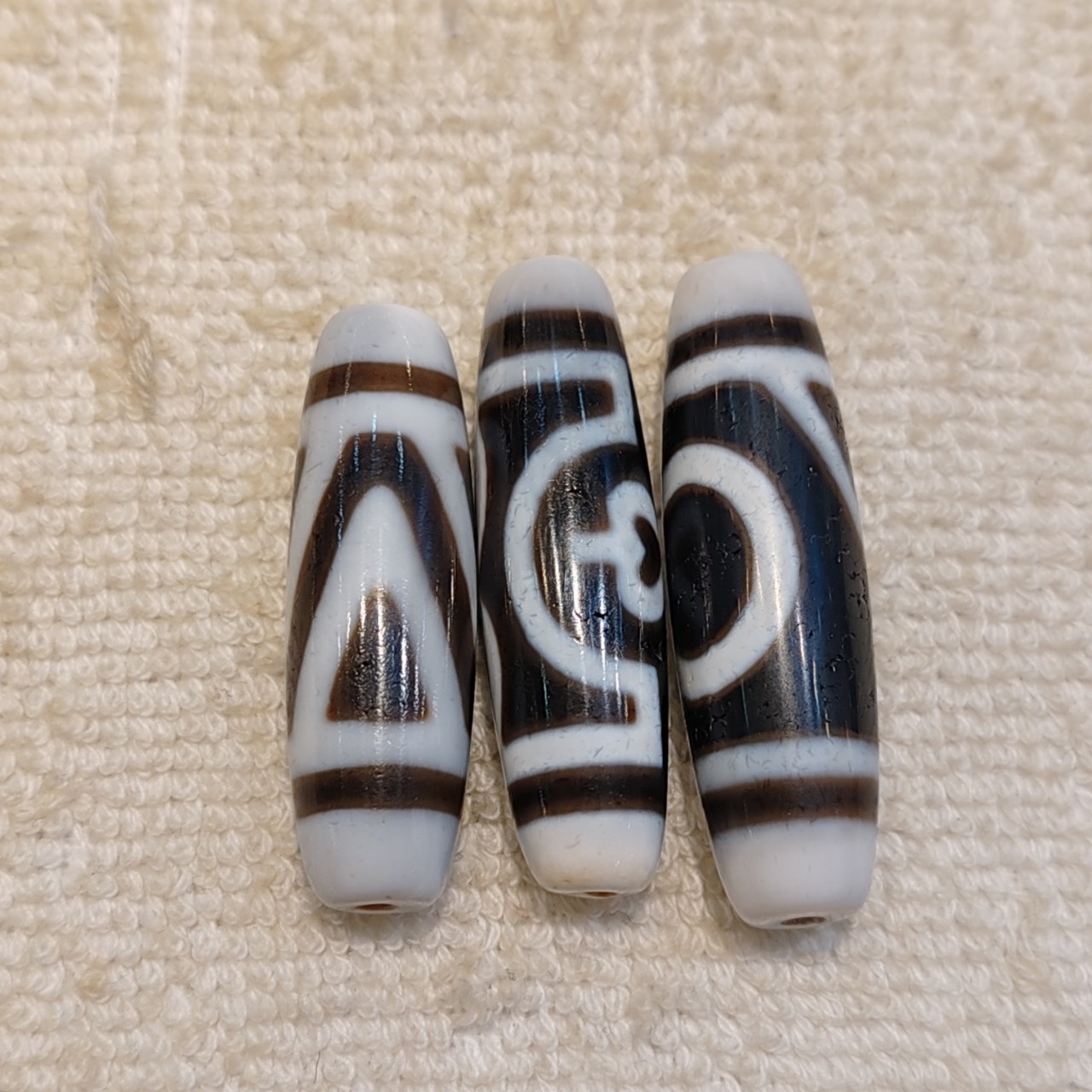 藏式古传统白芯山行一眼靠山佛心2眼黑白天珠项链吊坠配珠-阿里巴巴