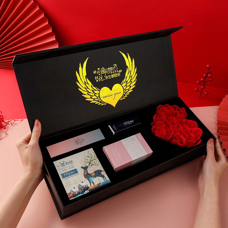 Live 520 Valentine's Day Birthday Gift Makeup Set Student Cheap Hanlu Perfume Lipstick Eye Shadow Gift Box