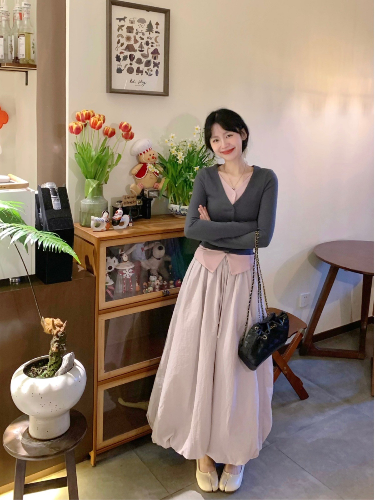 纯欲小众两件套女夏季2024新款假两件撞色上衣工装蓬蓬花苞裙套装
