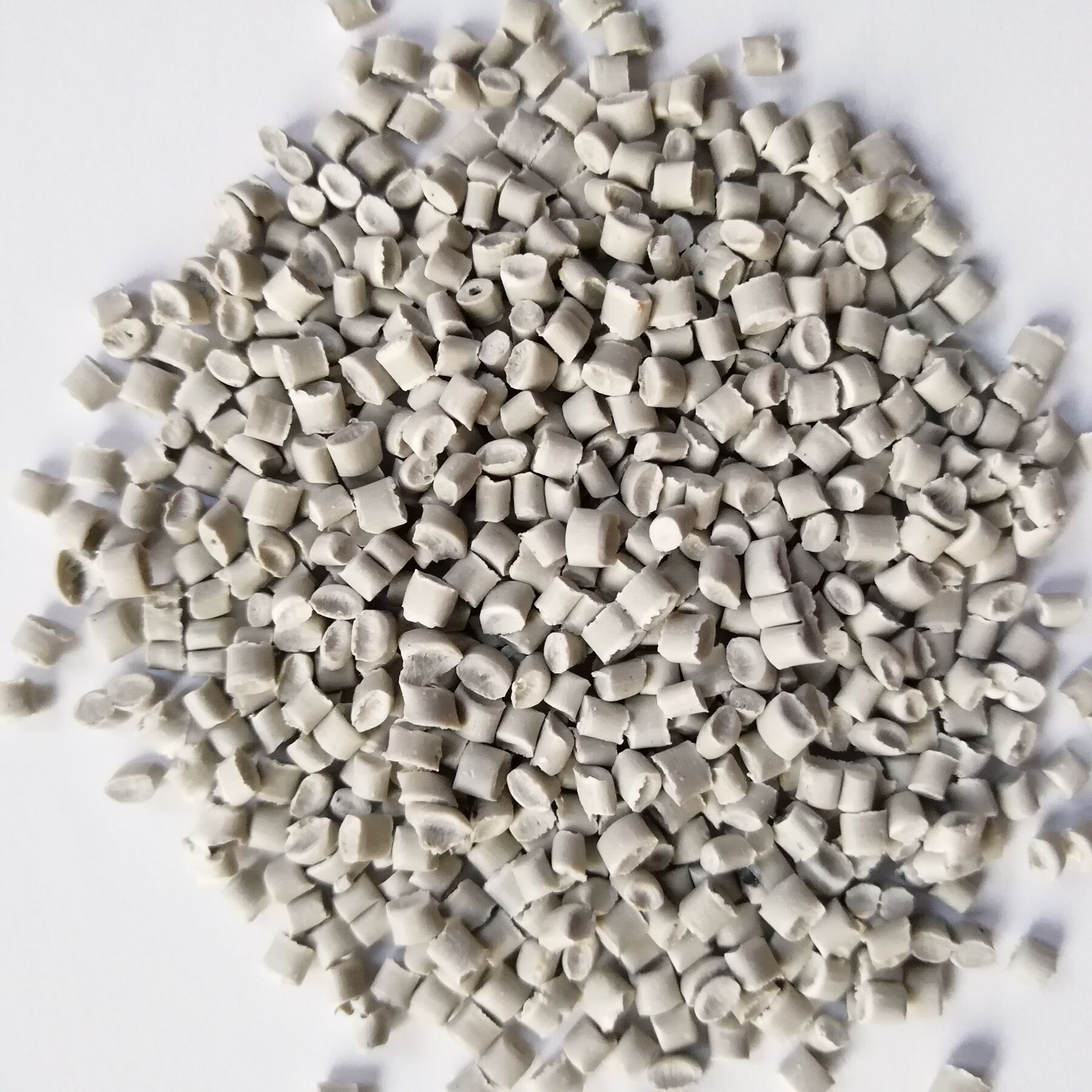 工厂直供灰白pp再生料 注塑级再生塑料颗粒 一次性水果筐pp二次料
