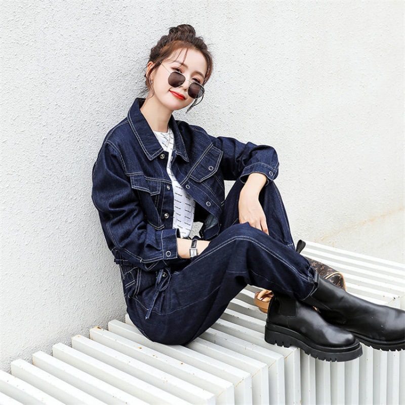 牛仔套装女2021春秋装新款小个子牛仔复古港风短外套工装裤两件套