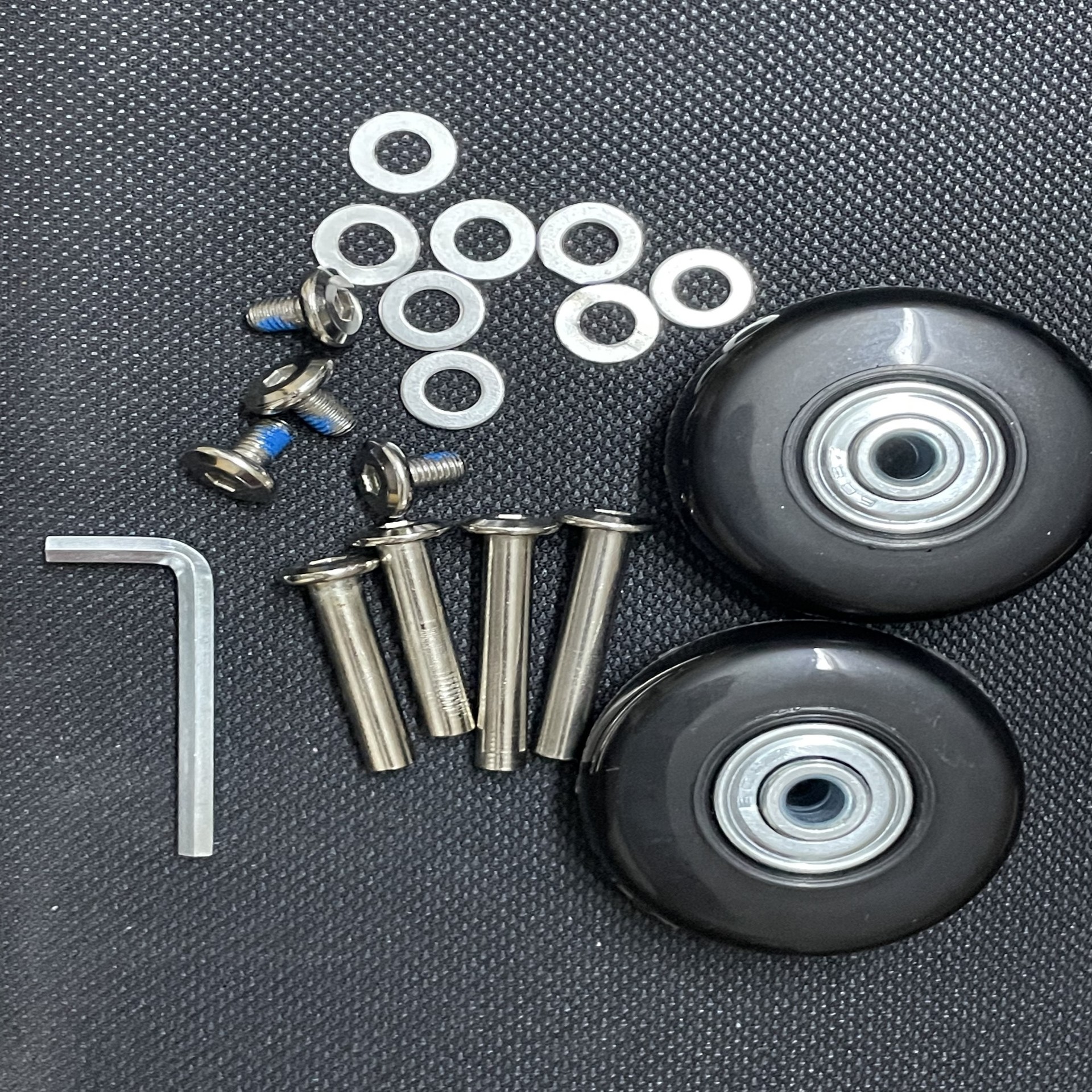 跨境静音拉杆箱万向轮 橡胶万向脚轮 旅行箱轴承维修行李箱更换轮