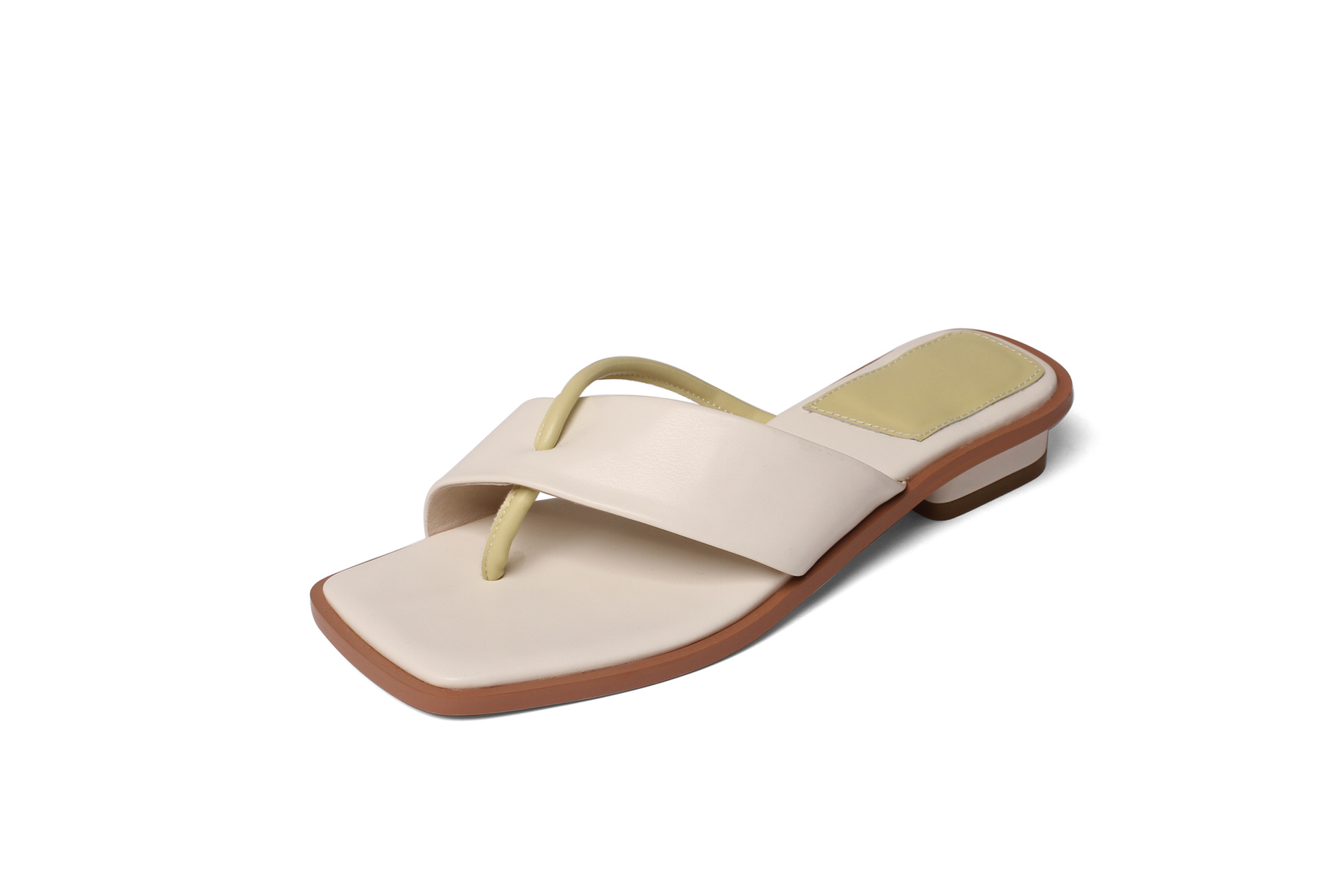 罗马凉拖鞋女外穿2021夏季新款ins时尚平底拖鞋夹趾沙滩一字拖女