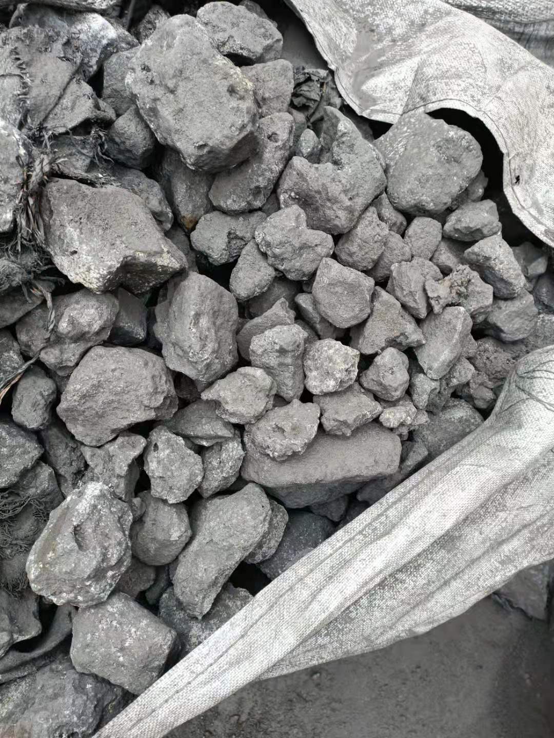 工厂直发炭精残阳极碳块含碳量高温度高可按要求加工货源稳定价优