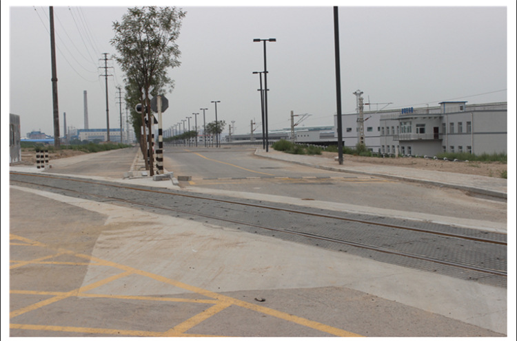 铁路橡胶平交道口板道路嵌丝道口垫片火车轨道辅面板p43/p50/p60