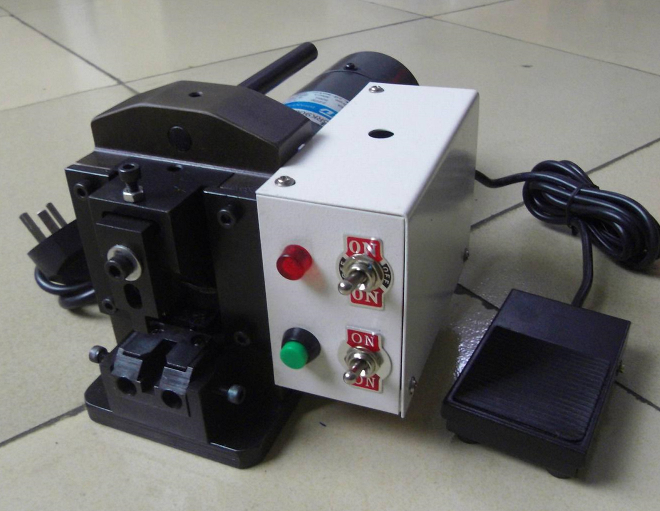 水晶头压着机小金钢压接机电话线网线压接