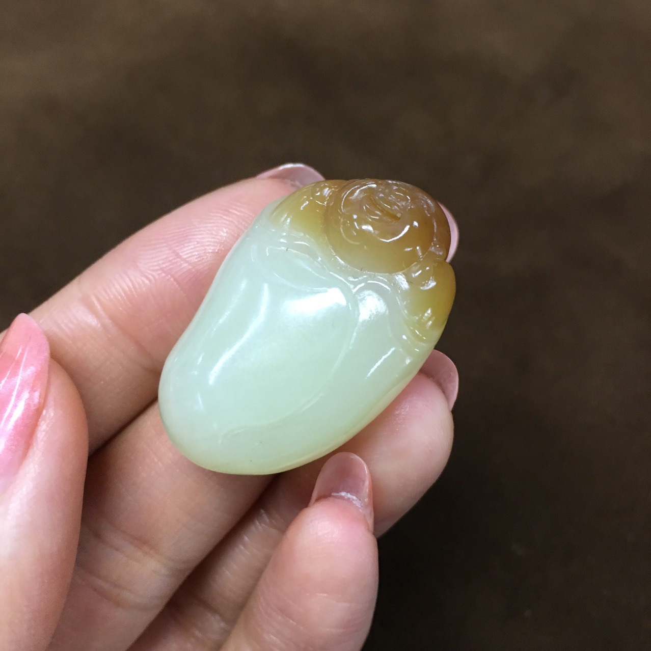 新疆和田玉且末料糖白玉佛公玉石挂坠带证书终生保真