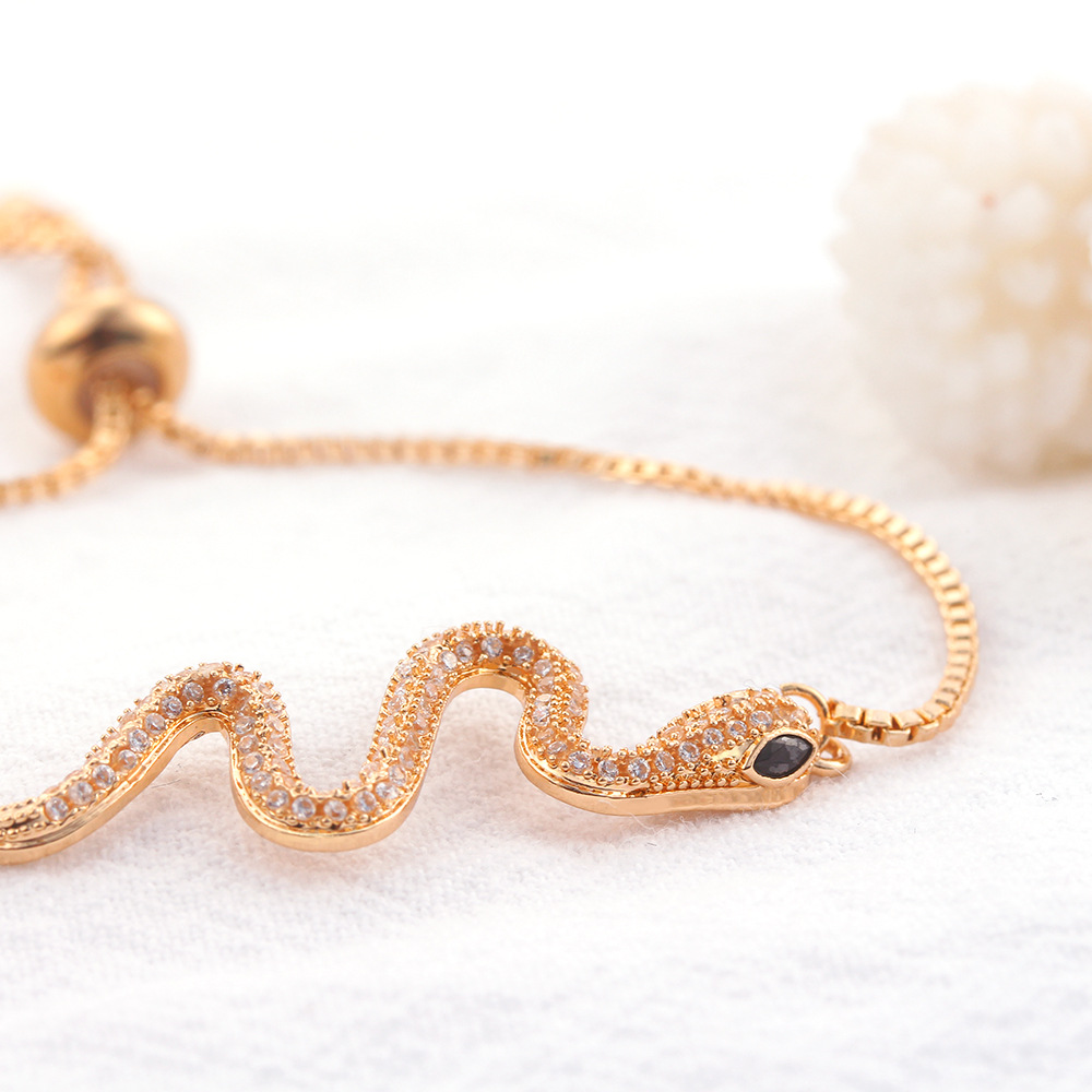 欧美跨境饰品 时尚流行铜镶锆石金色蛇造型ins冷淡风抽拉锆石手链