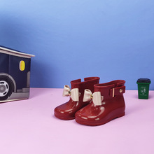 韩版新款软底宝宝儿童网红靴雨鞋女童果冻水靴可爱公主鞋短靴软底