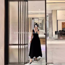 深圳南油原单外贸女装明星同款双V领气质优雅通勤收腰大摆连衣裙