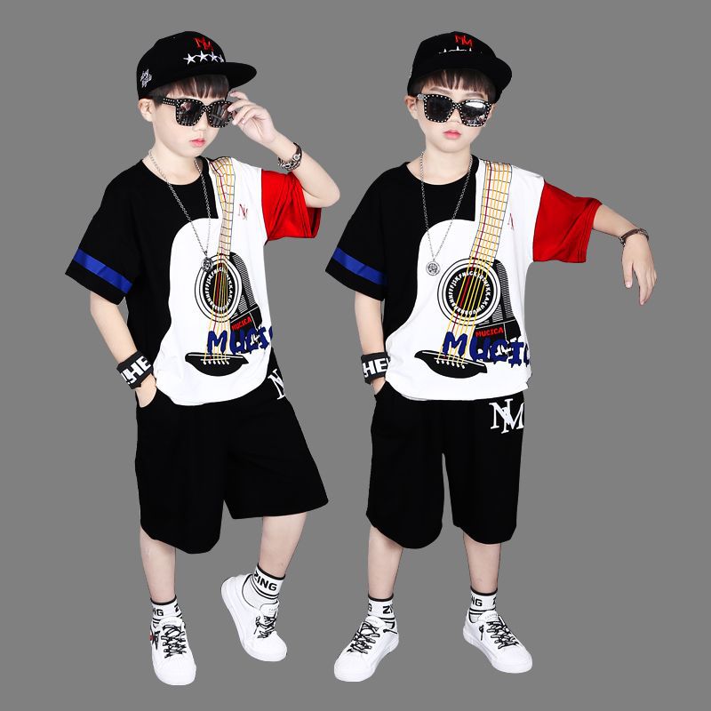 男孩帅气潮装弹吉他六一儿童演出服街舞套装男童夏装嘻哈表演服装