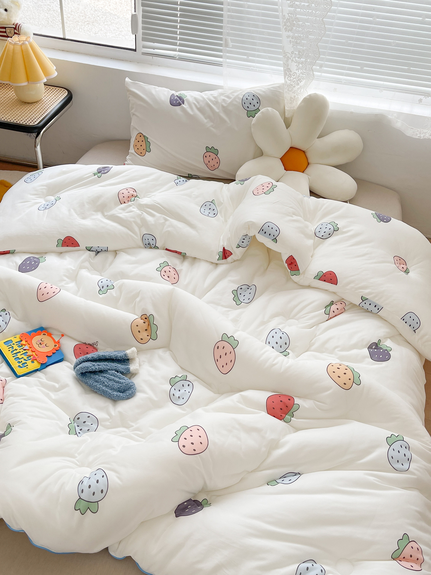 软糯小草莓针织冬被卡通小清新牛奶丝保暖被芯羽丝棉柔软被褥被子