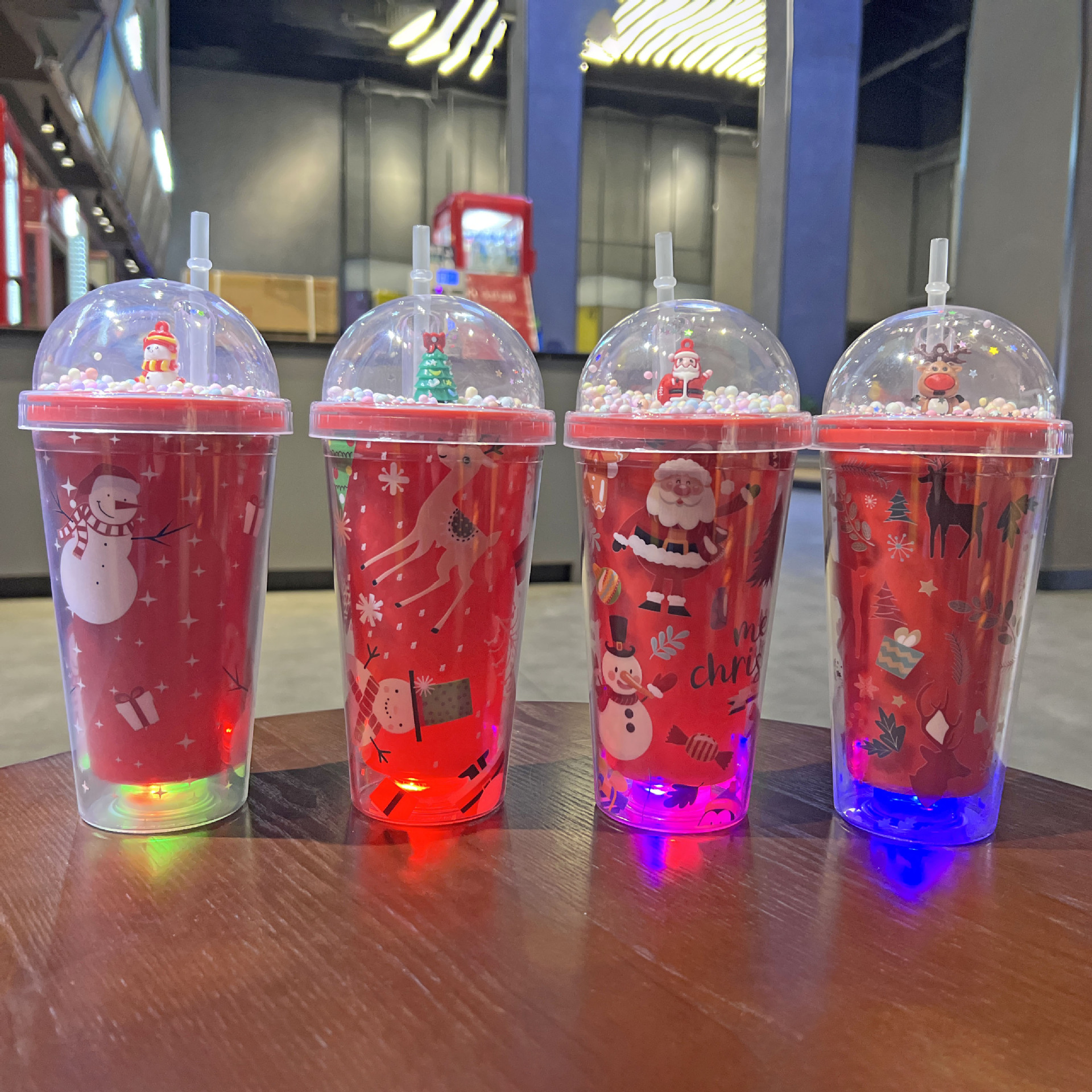 Creative New Christmas Cup Ice Cup Cartoon with Lights Good-looking Double-Layer Plastic Cup Wholesale Large Capacity Straw Cup