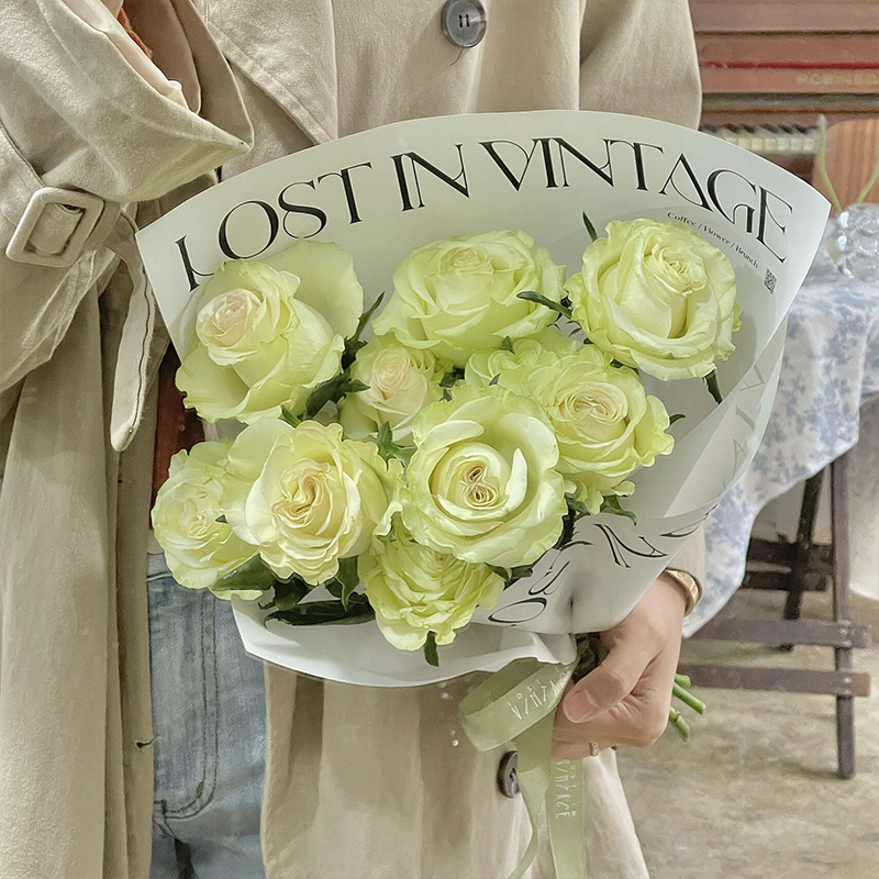 情人节鲜花包装纸ins白色英文简约网红纸花艺包花纸花束材料批发