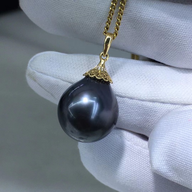 天然海水大溪地黑珍珠吊坠13-14mm直径近圆强光基本无暇18k金镶嵌