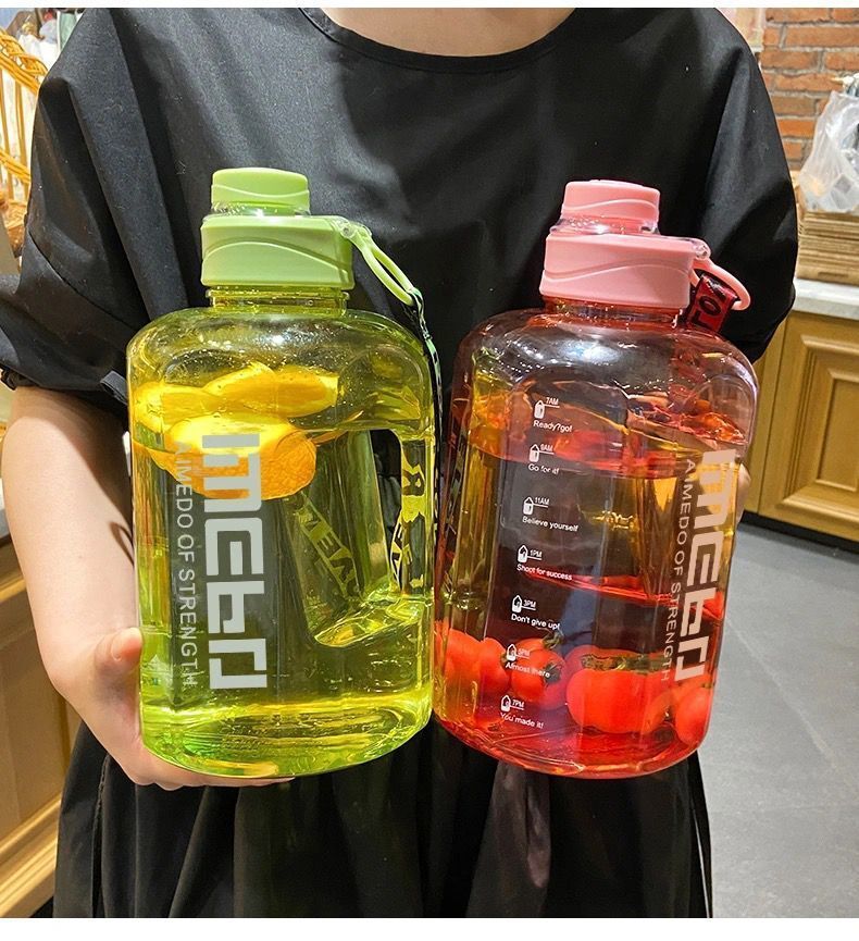 吨吨桶夏季大容量水杯网红户外运动健身塑料杯男女学生便携水壶