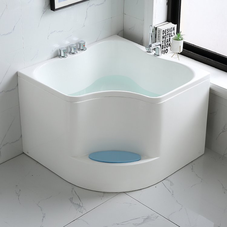 家用浴缸坐泡式小户型转角搭脚无障碍迷你防摔亚克力阶梯老人浴盆
