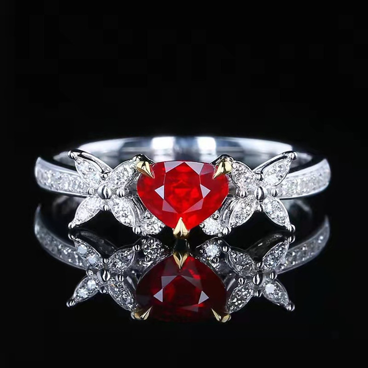 64ct天然无烧鸽血红心形红宝石戒指18k金花朵围边镶嵌