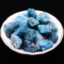 天然蓝色磷灰石原石水晶石头摆件小颗粒毛料矿物宝石儿童淘矿