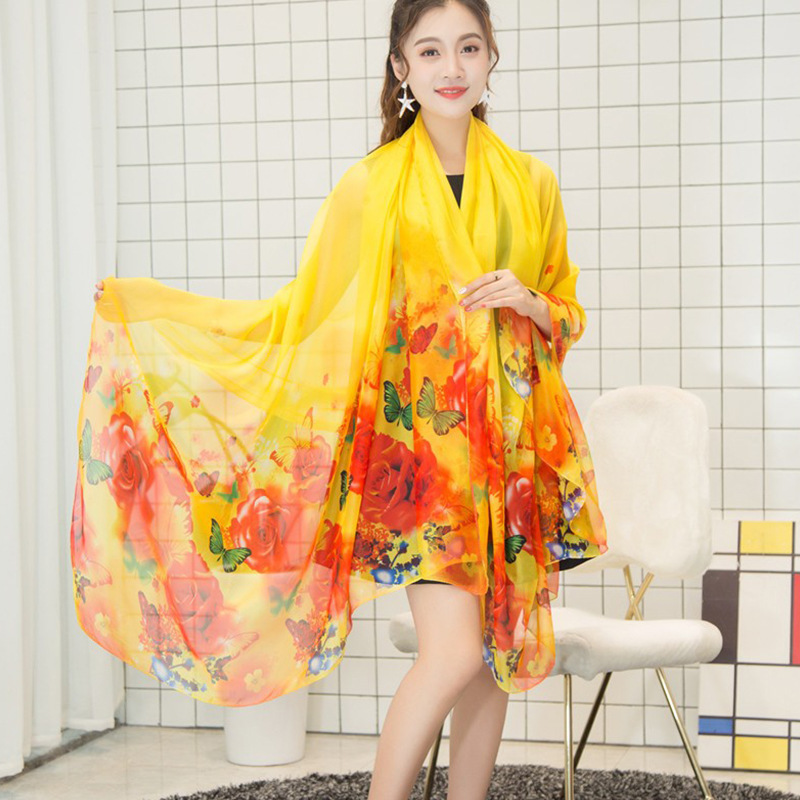 春夏季新款防晒丝巾海边沙滩巾长款春秋披肩女纱巾围巾大雪纺