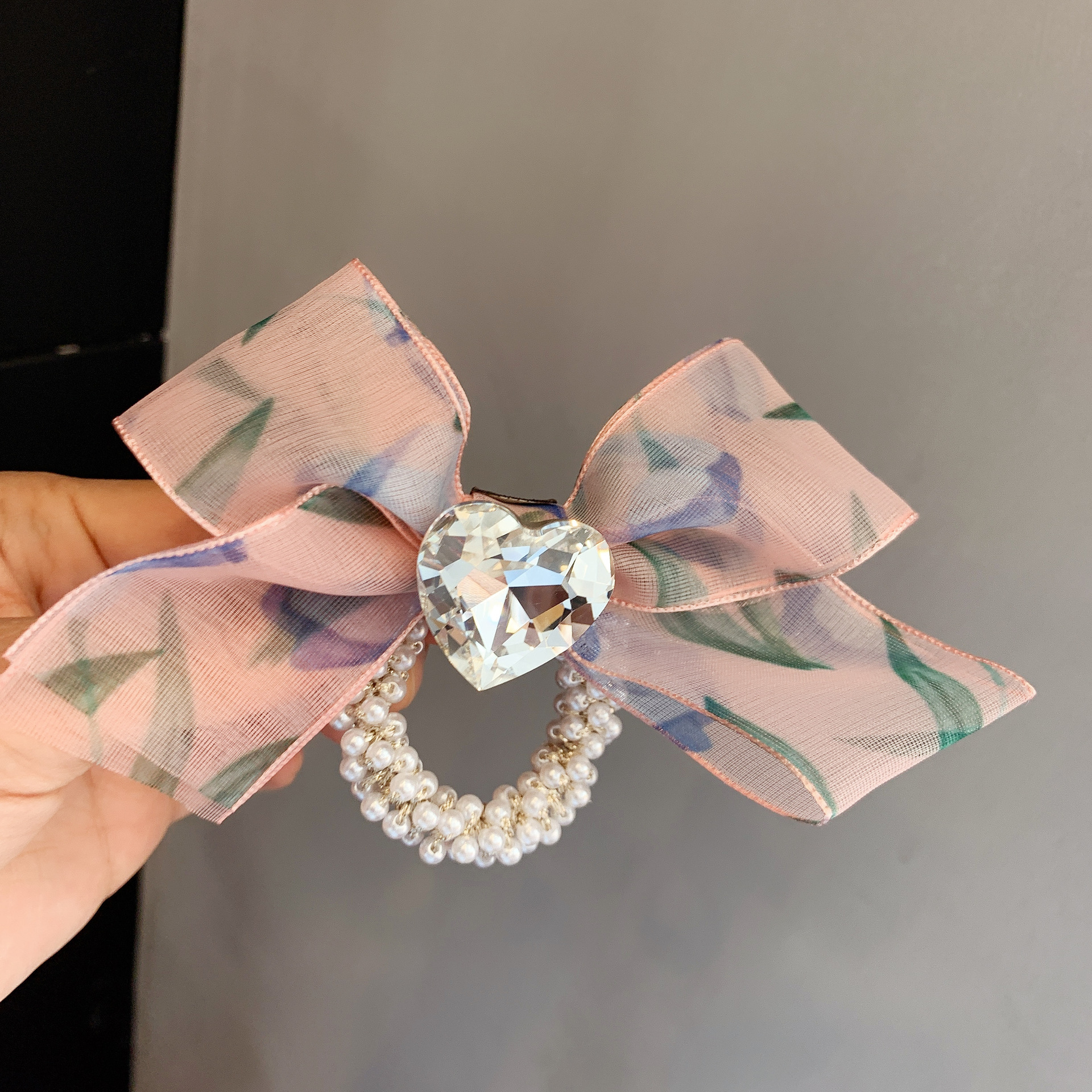 韩版新款珍珠发圈小清新布爱心艺蝴蝶结发圈网红同款ins超仙头饰