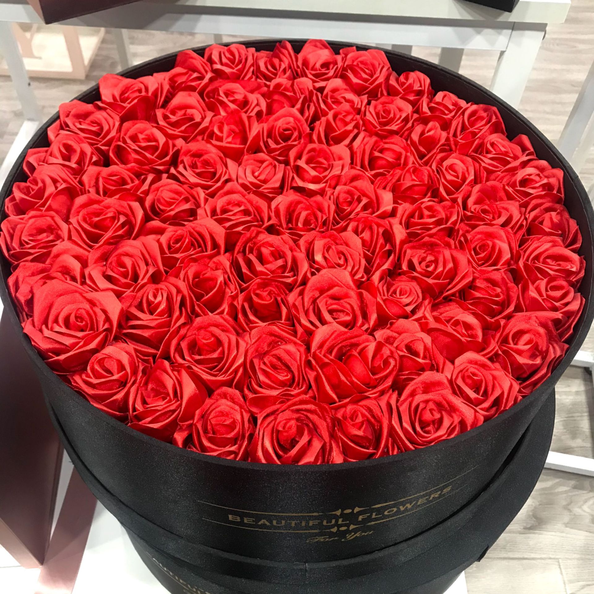 玫瑰花圣诞礼盒包装盒圆形大号定制logo鲜花圆形透明盖圆形空盒