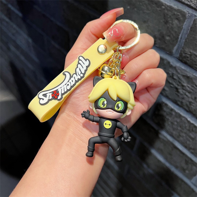 Creative Cartoon Miracle Girl Keychain Cute Bee Ladybug Girl Little Dove Key Chain Men and Women Handbag Pendant