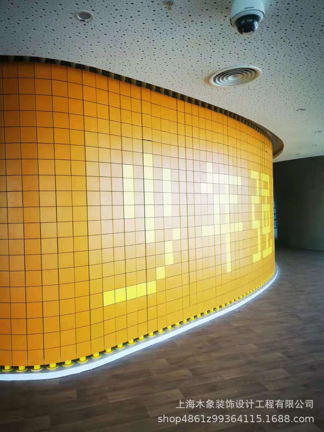 户外景观墙儿童互动游戏道玩具翻板墙翻转拼图广告牌马赛克背景墙