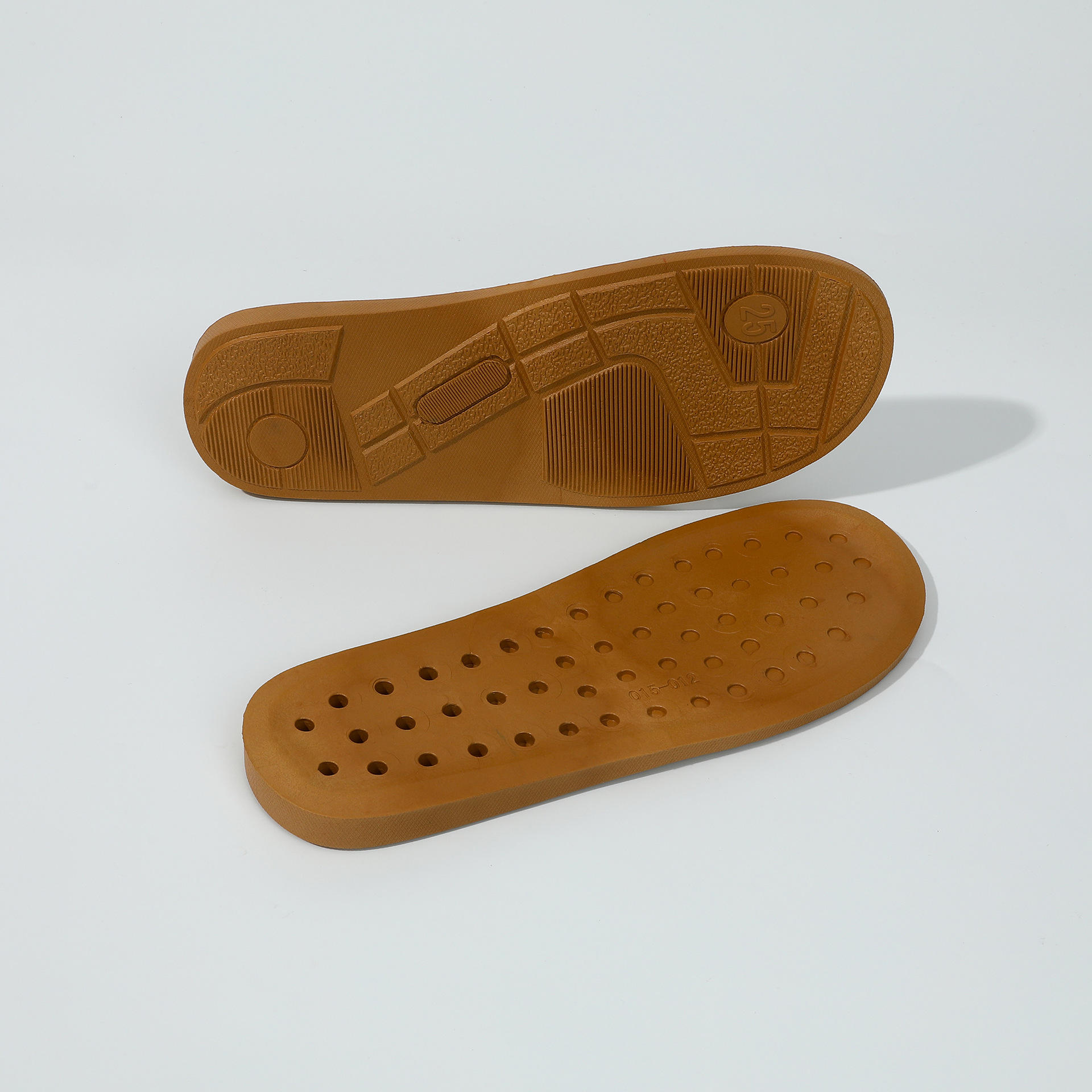 厂家直销塑料鞋底拖鞋底pvc鞋底tpr鞋底皮拖鞋底棉拖鞋底布拖鞋底