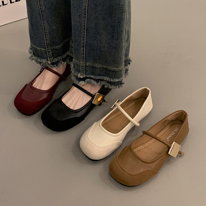 Xiaohongshu Popular Soft Leather Retro round Toe Metal Buckle Loafers Women's Korean Style New Ugly and Cute Mori Style Small Leather Shoes Women