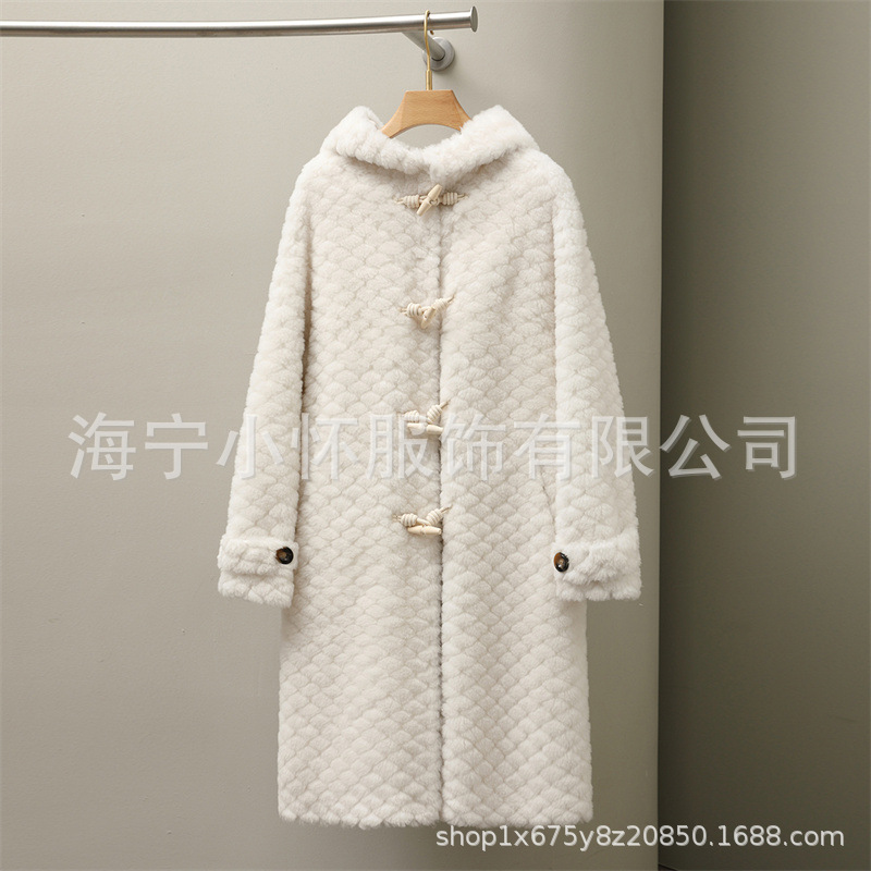 2024秋冬新款羊剪绒复合皮毛一体大衣女长款绵羊毛皮草外套-阿里巴巴