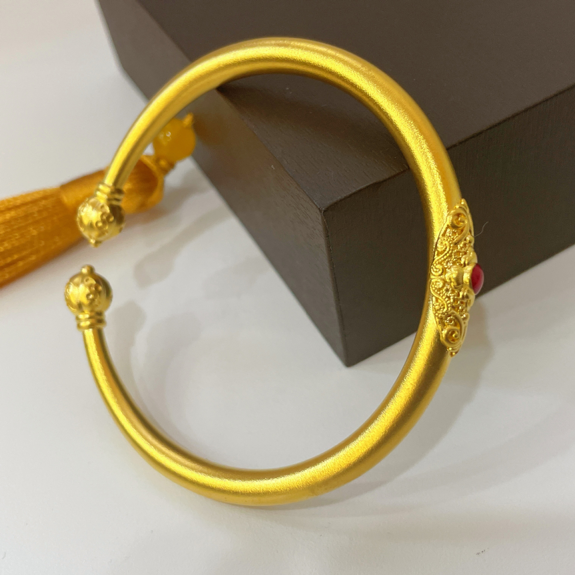 古法黄金足金999南瓜头手镯开口贴花细腻磨砂面传统婚庆送礼手环