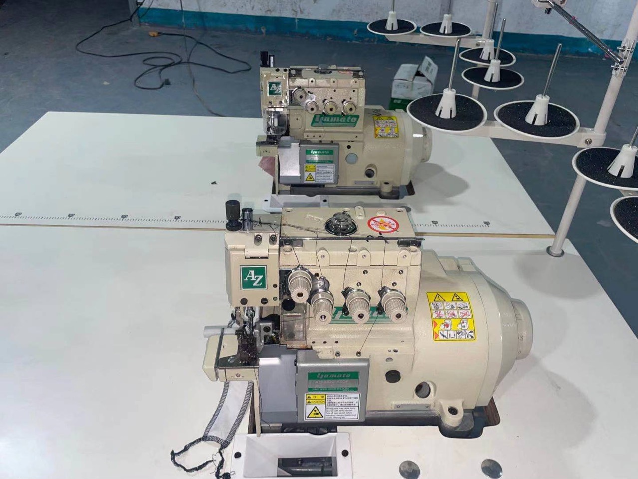 az8420小嘴锁边机