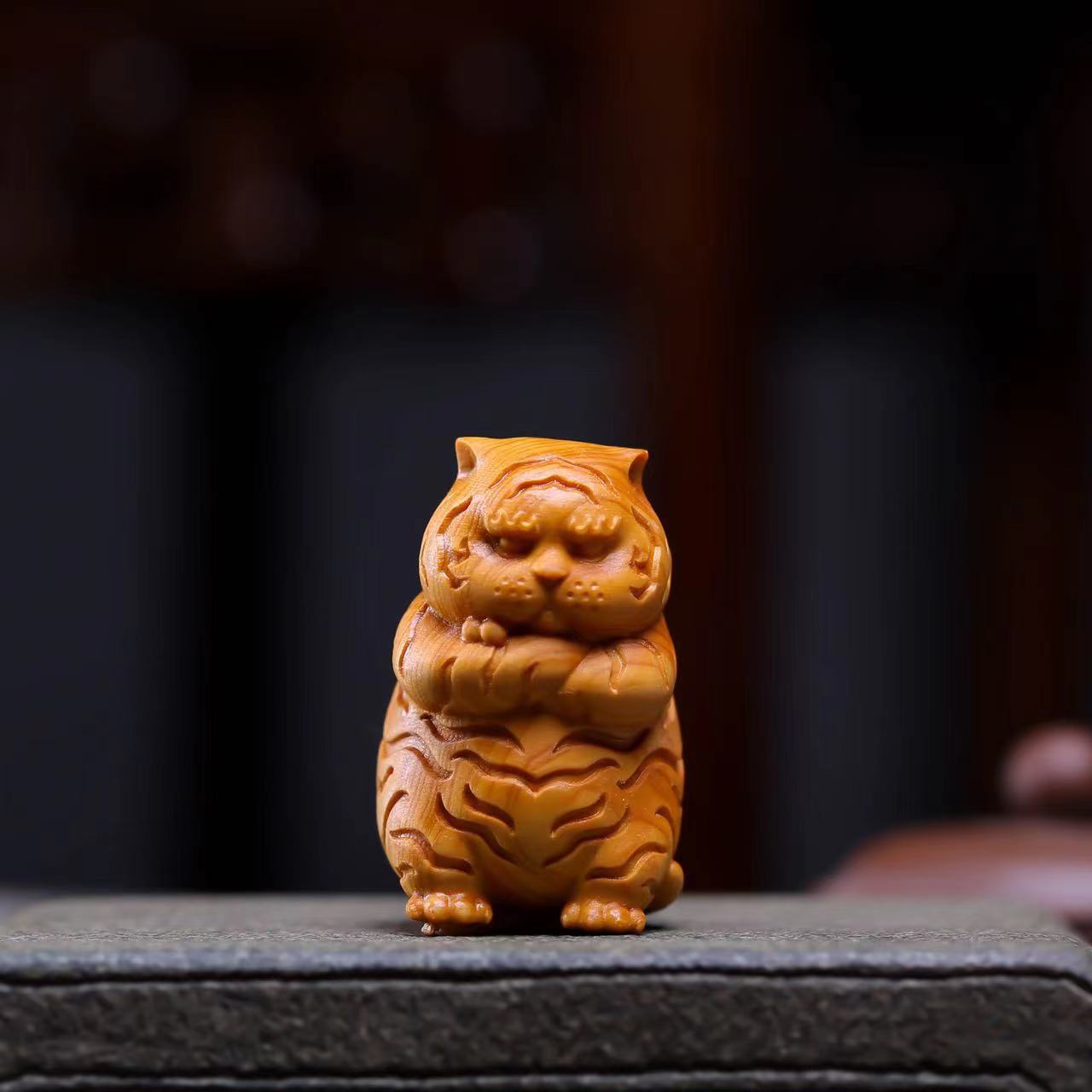 崖柏手把件生肖愤怒虎立体雕刻摆件文玩挂件小摆件工艺品直播热销