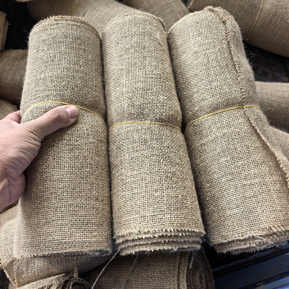 麻布卷现货麻布条纯色麻卷条工艺粗麻布麻布包装布条包装厂家直供