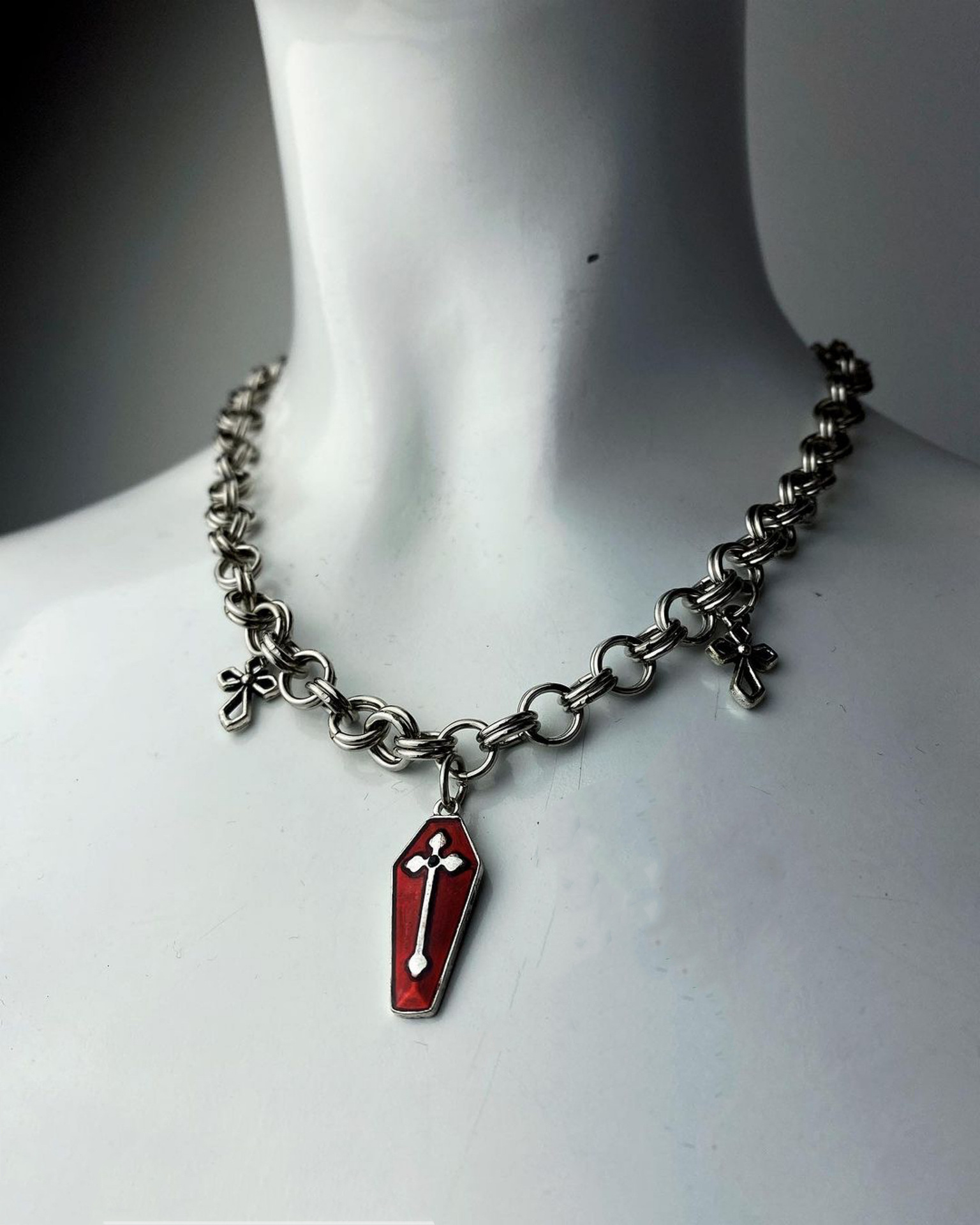 跨境热卖欧美复古红色滴油十字架项链 哥特式暗黑时尚吊坠项链