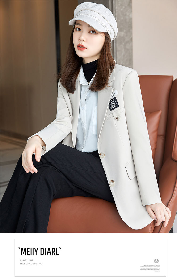 杏色小西装外套女春秋时尚气质2021新款韩版修身女士西服上衣秋款