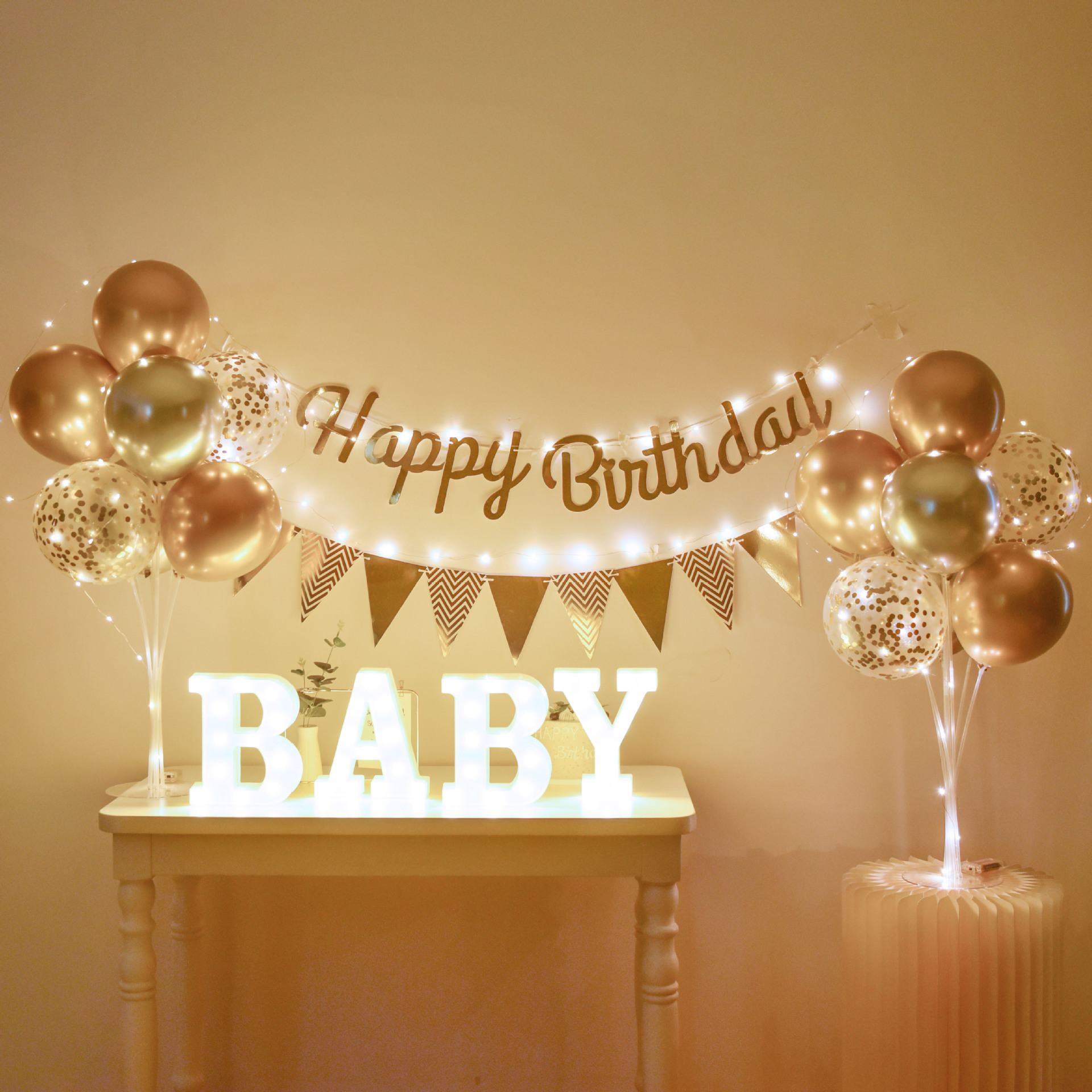 气球背景墙儿童生日快乐发光装饰宝宝周岁灯光拉旗场景布置