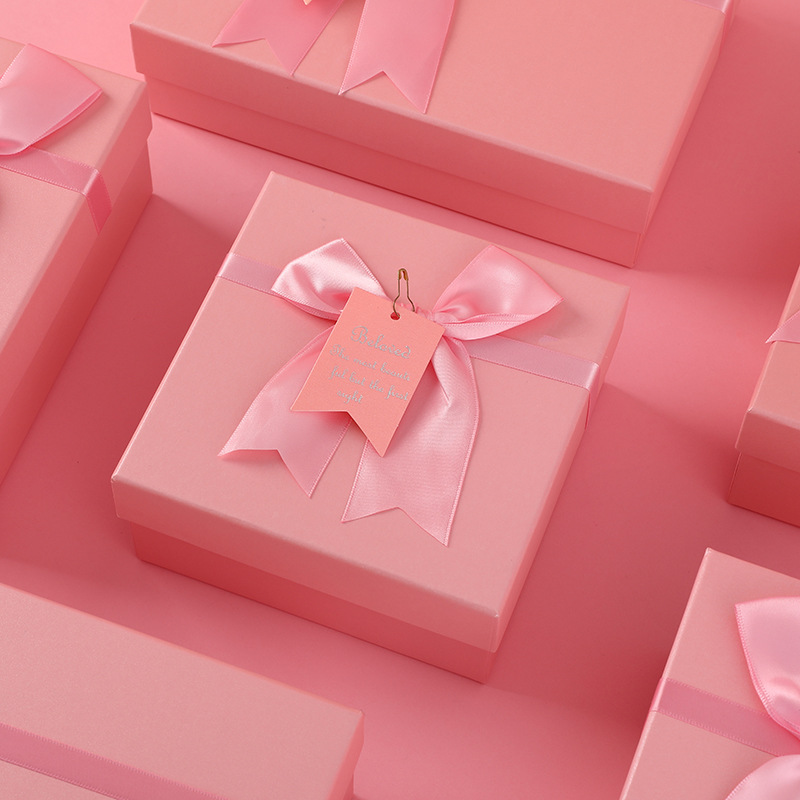 现货粉色精美礼物盒口红香水礼品盒喜糖盒子ins 风生日伴手礼礼盒