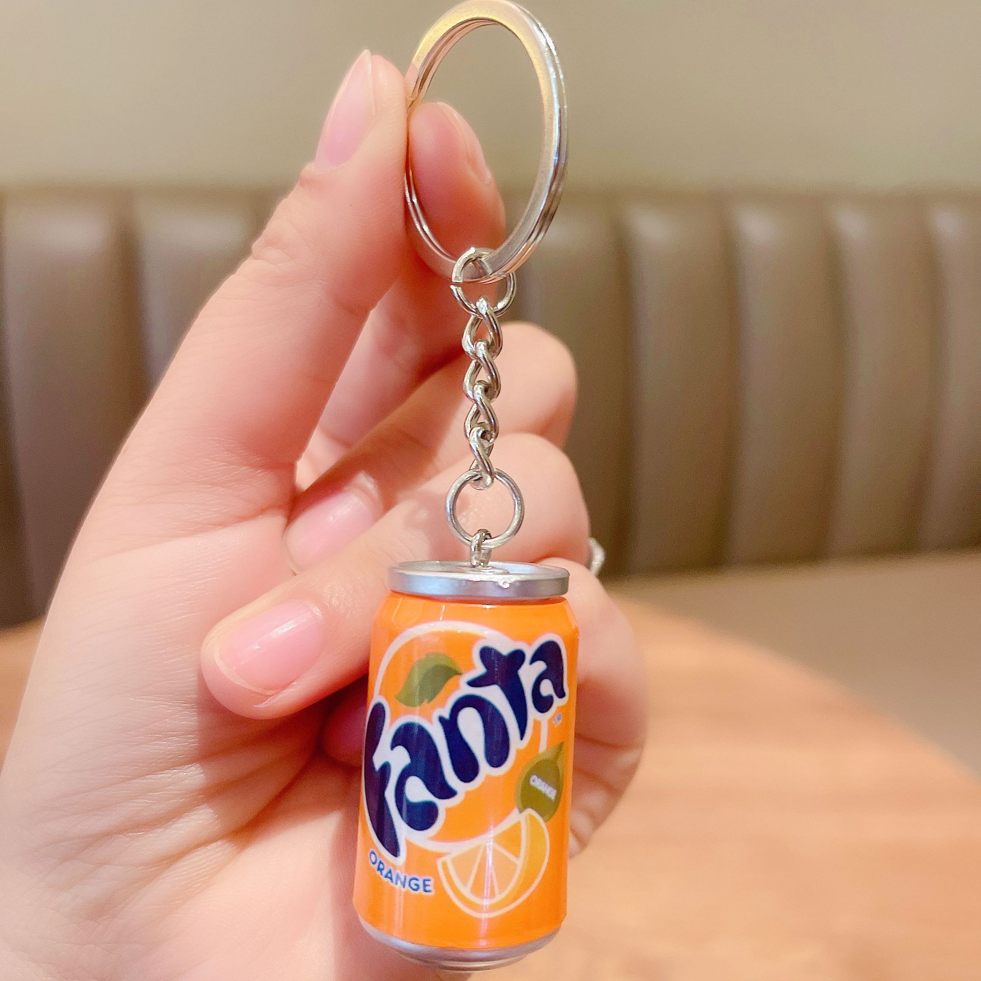 个性创意仿真易拉罐钥匙扣迷你饮料瓶包包挂件可爱汽车钥匙链礼品