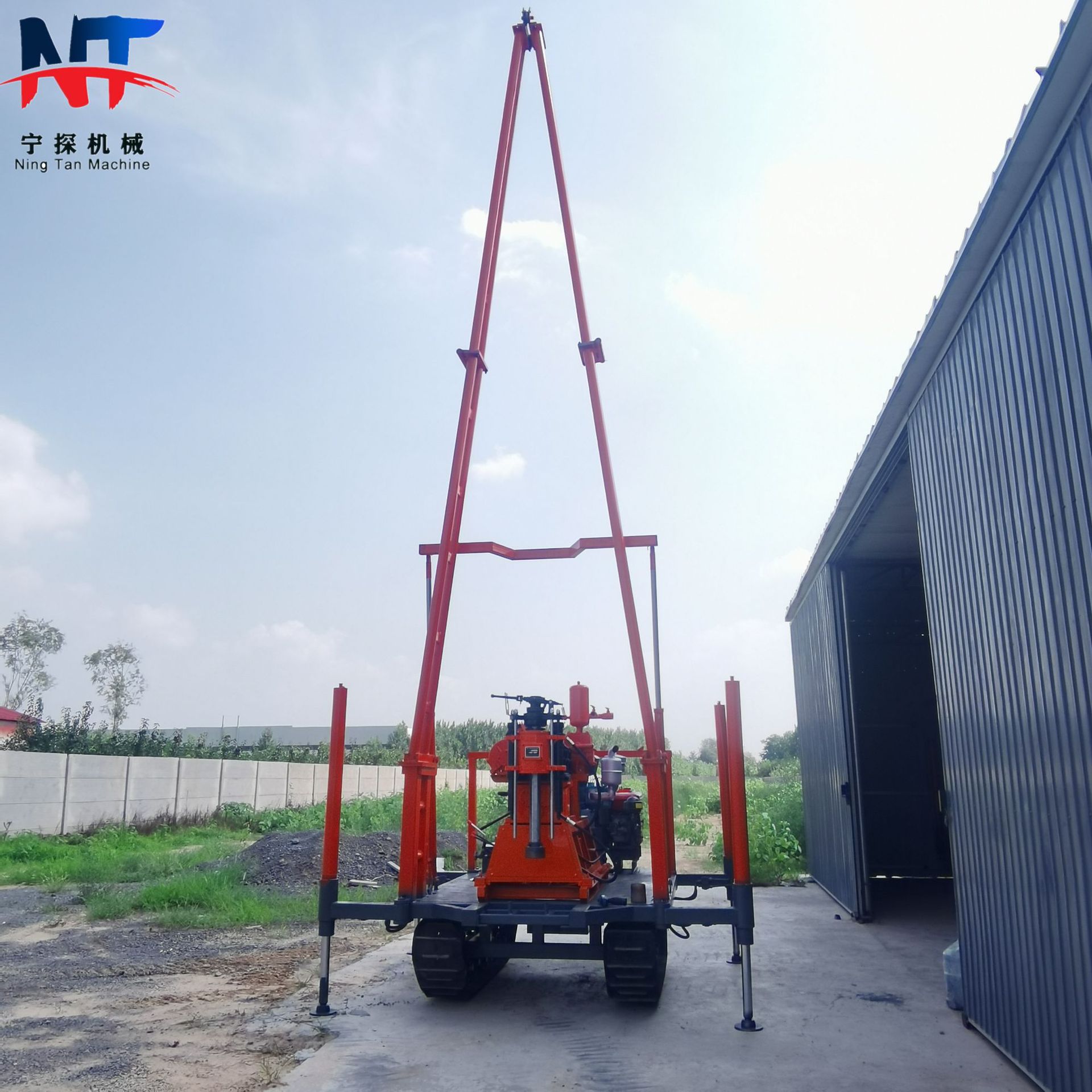 长探200履带式地质勘探钻机可移动岩芯取样钻机 斜坡加固打注浆孔