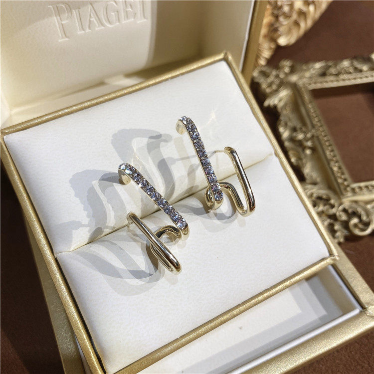 Needle Same Style as Wang Ziwen Single Ear Hole Geometric Earrings Creative Fashion Zircon Earrings Trendy Earrings