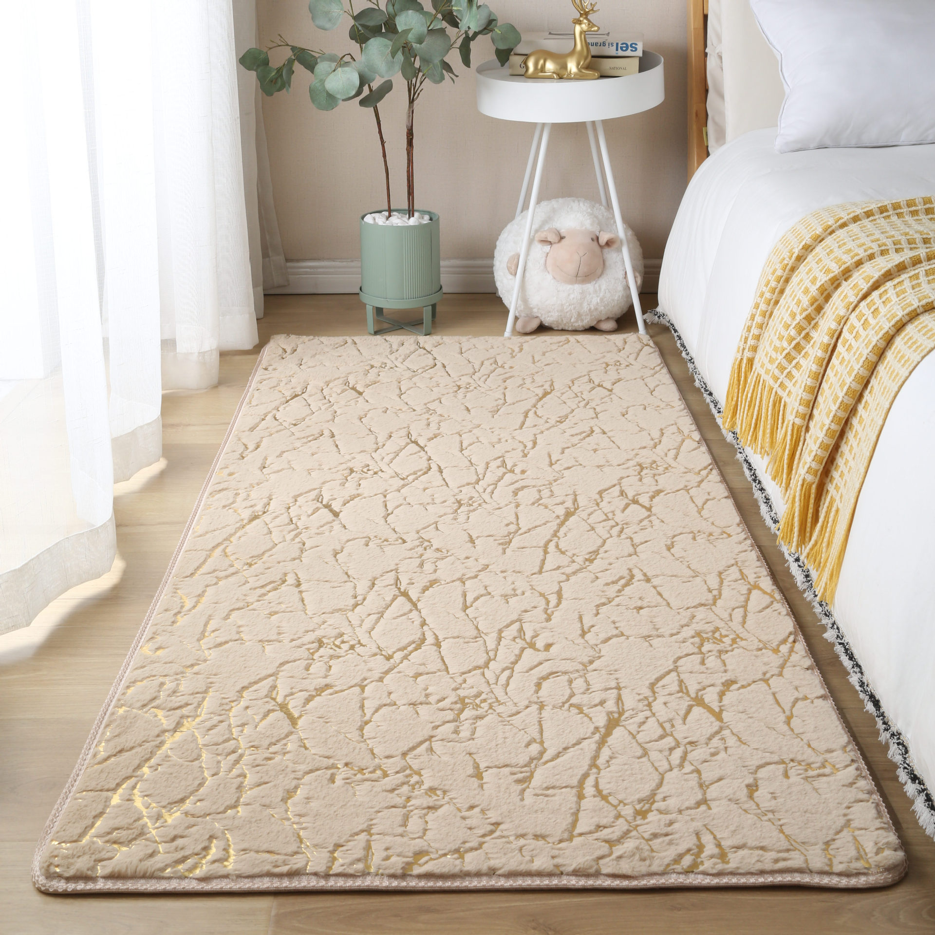 Creative and Slightly Luxury Imitation Rabbit Fur Gilding Carpet Home Bedside Full-Covered Bayeta Washable Rectangular Carpet Floor Mat