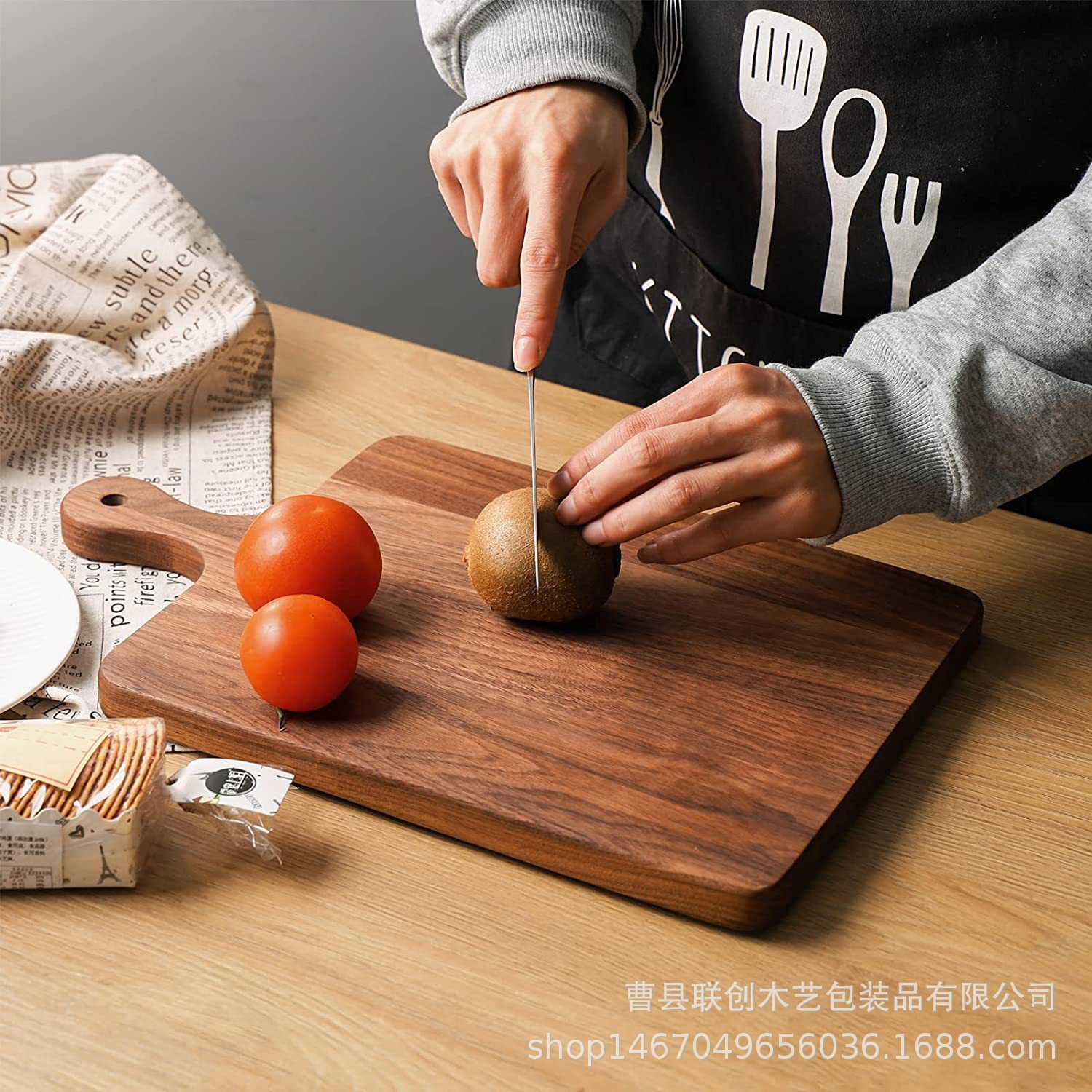 American-Style Solid Wood Walnut Kitchen Chopping Board Wall-Mounted Wooden Cutting Plate Cheese Chopping Board Meat Chopping Board