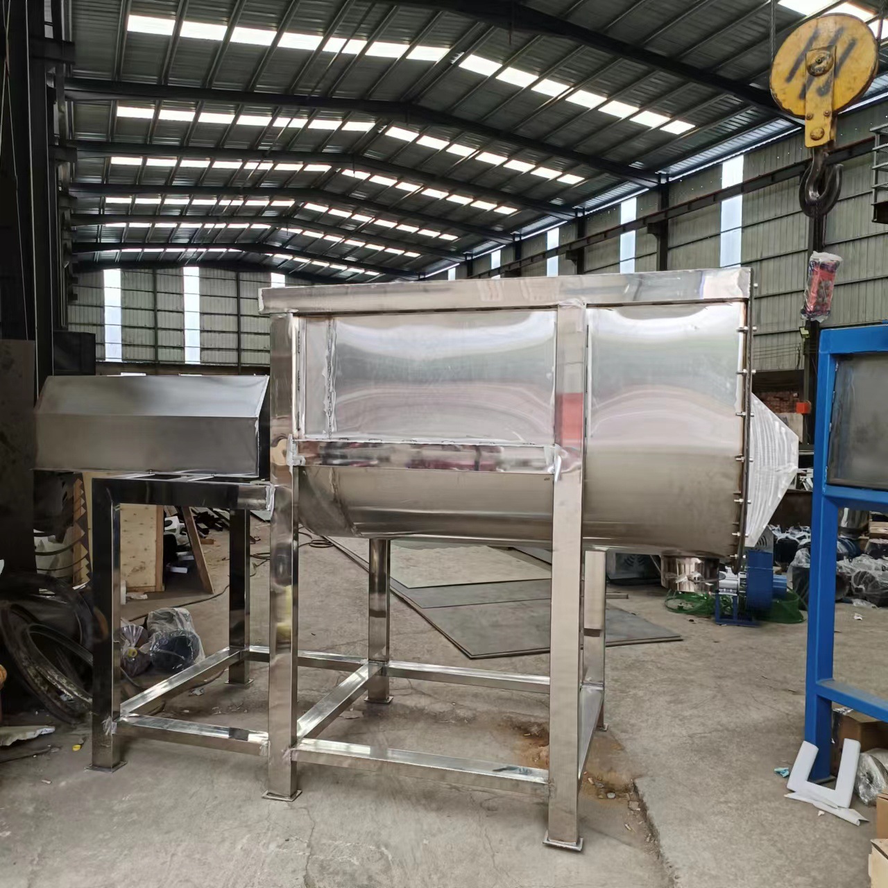 1吨不锈钢粉料高效混合机器大型添加剂搅拌机化工粉剂螺带混合机