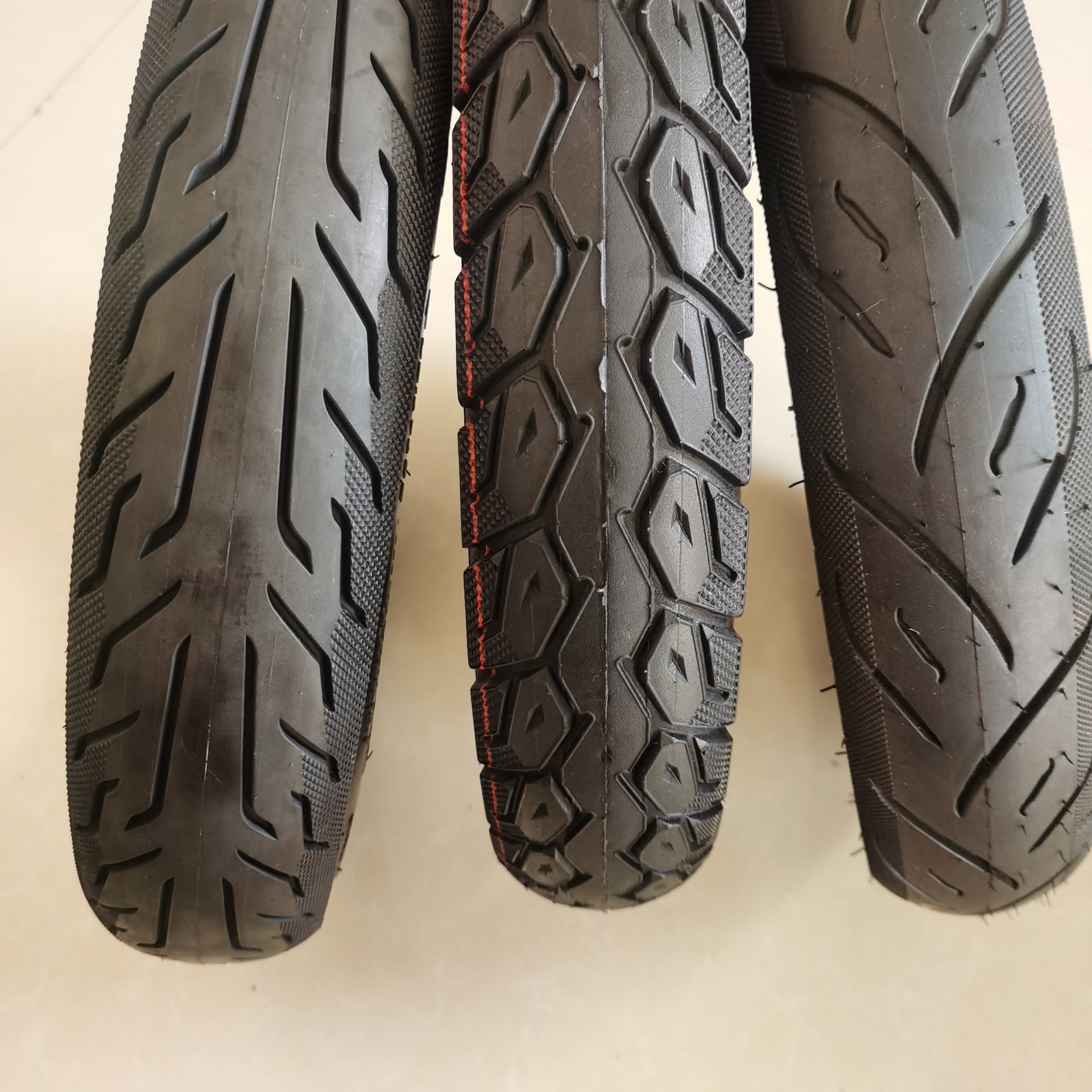 奥辉电动车真空轮胎3.00-10 14*2.5电瓶车配件