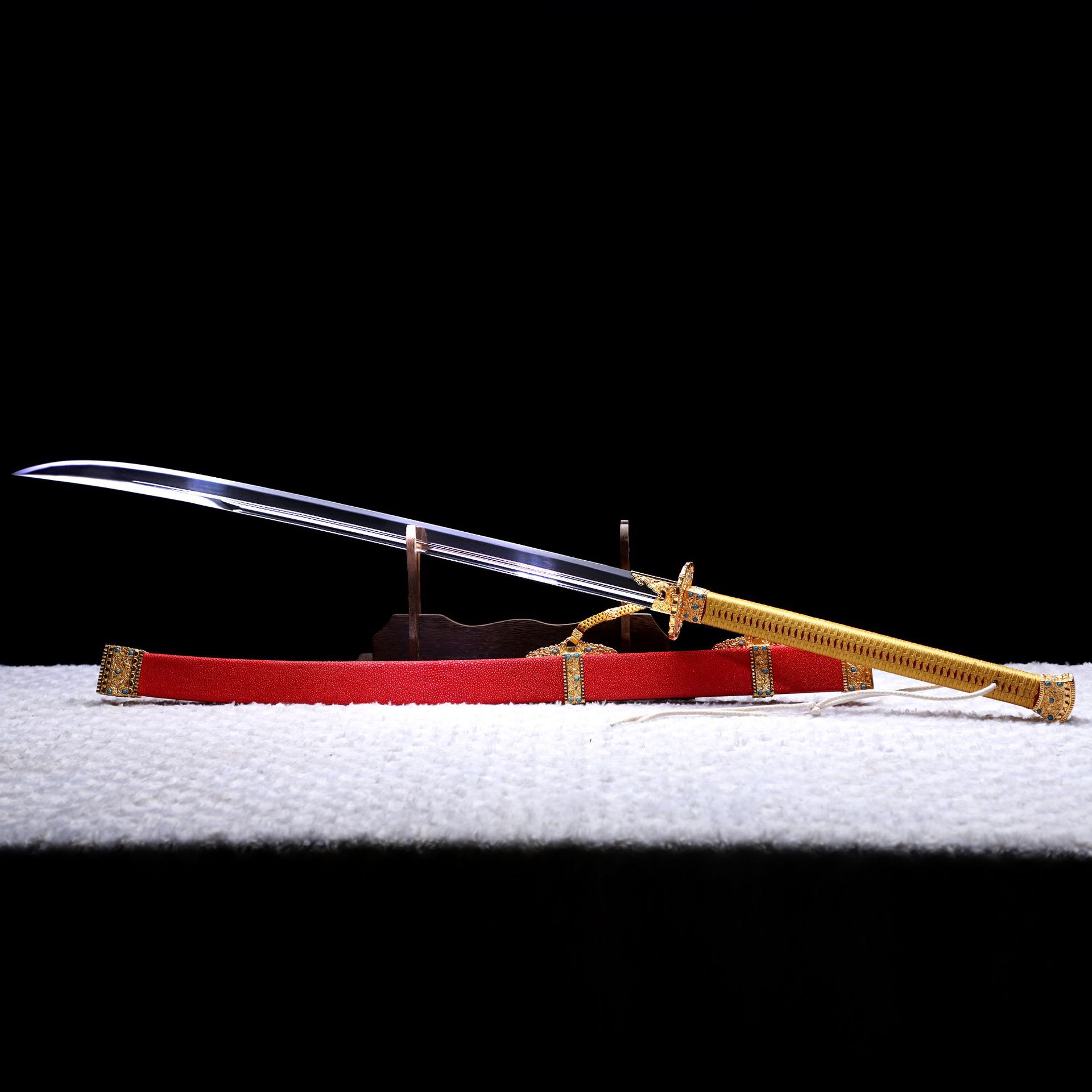 龙泉市刀剑地肌钢夹钢簿仪刀手工清刀雁翎刀一件代发冷兵器未开刃